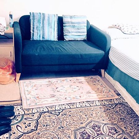 London'S Bed With Breakfast & Free Parking Apartment ภายนอก รูปภาพ