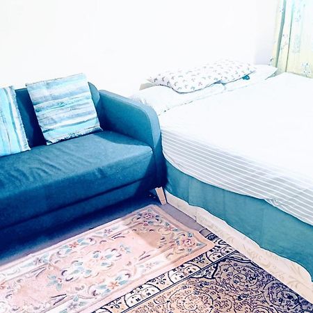 London'S Bed With Breakfast & Free Parking Apartment ภายนอก รูปภาพ